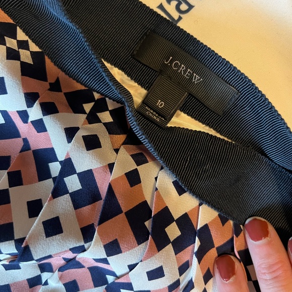 J. Crew Pink Diamond Tile 100% Silk Pleated Short Skirt Size 10 - Picture 4 of 9